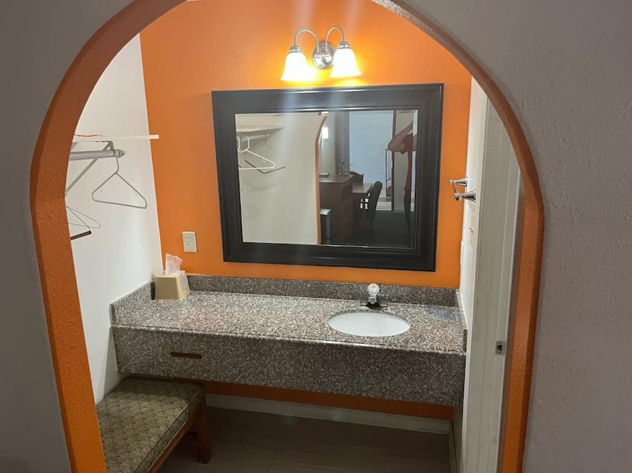 Hotel 2 Double Bed Studio 109 & Hot Tub Livingston Kültér fotó